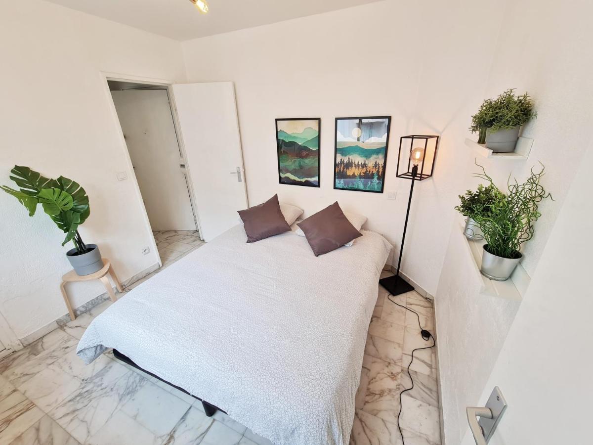 GregBnb-com - T2 Pleine Ville - CLIMATISE - BALCON - 1 Toulon Exterior foto