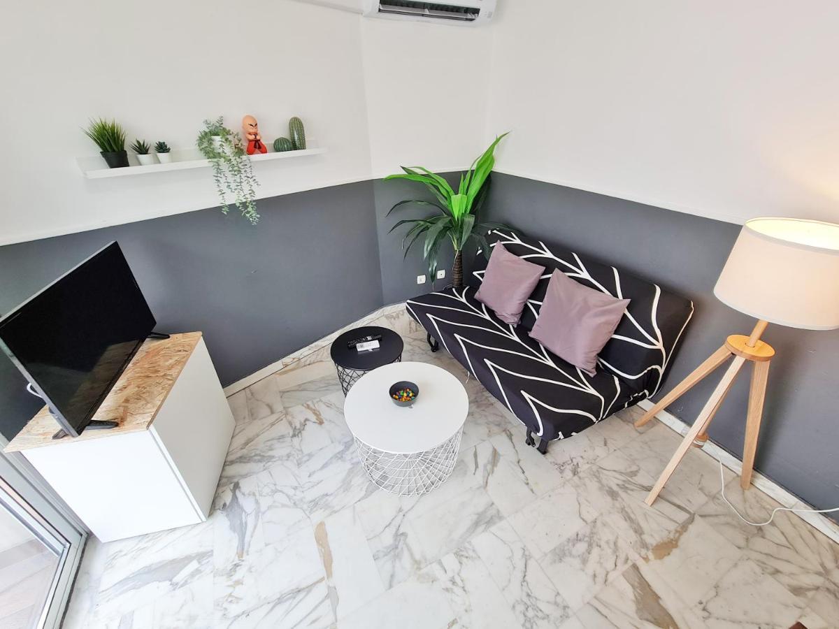 GregBnb-com - T2 Pleine Ville - CLIMATISE - BALCON - 1 Toulon Exterior foto
