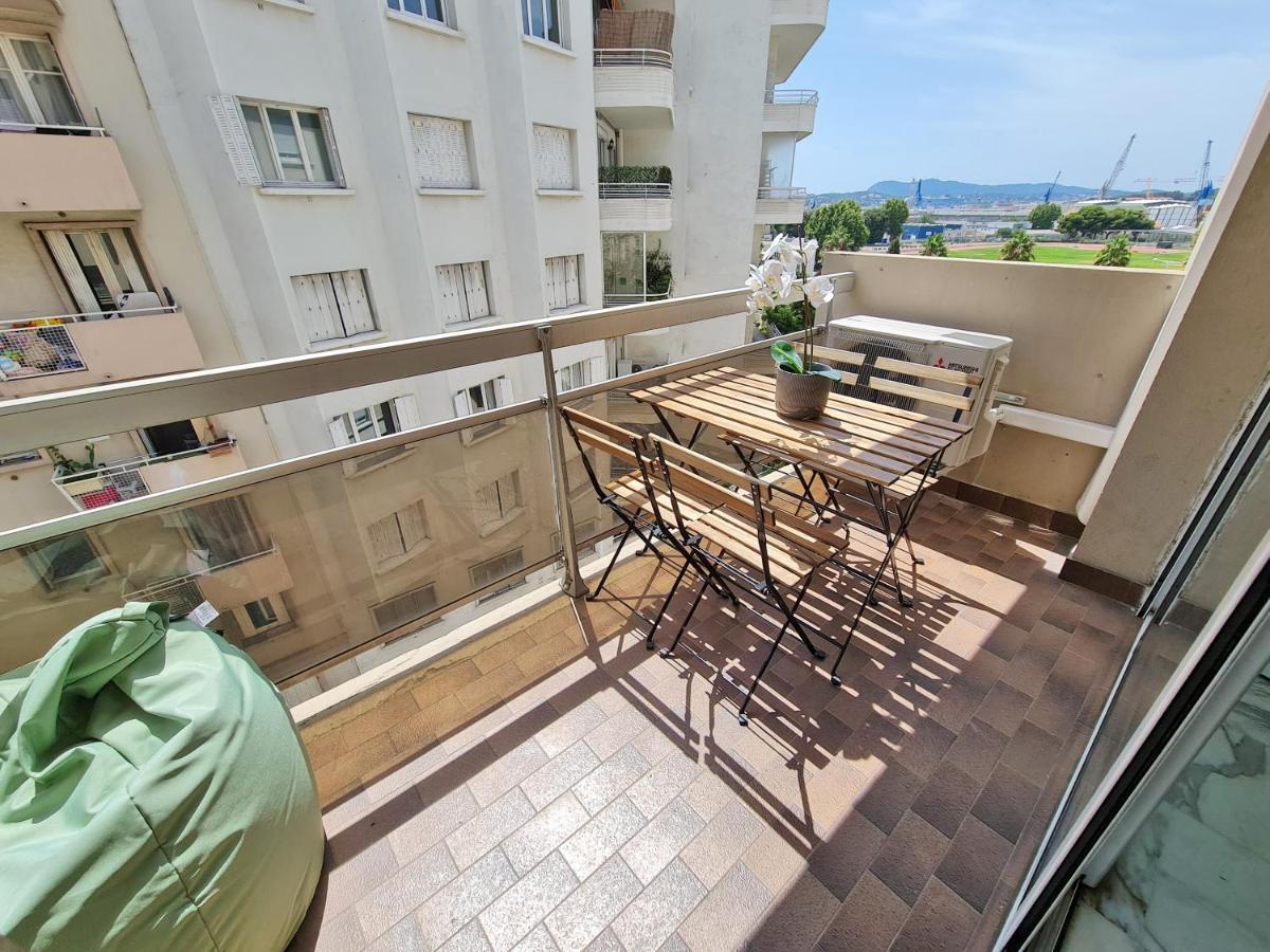 GregBnb-com - T2 Pleine Ville - CLIMATISE - BALCON - 1 Toulon Exterior foto