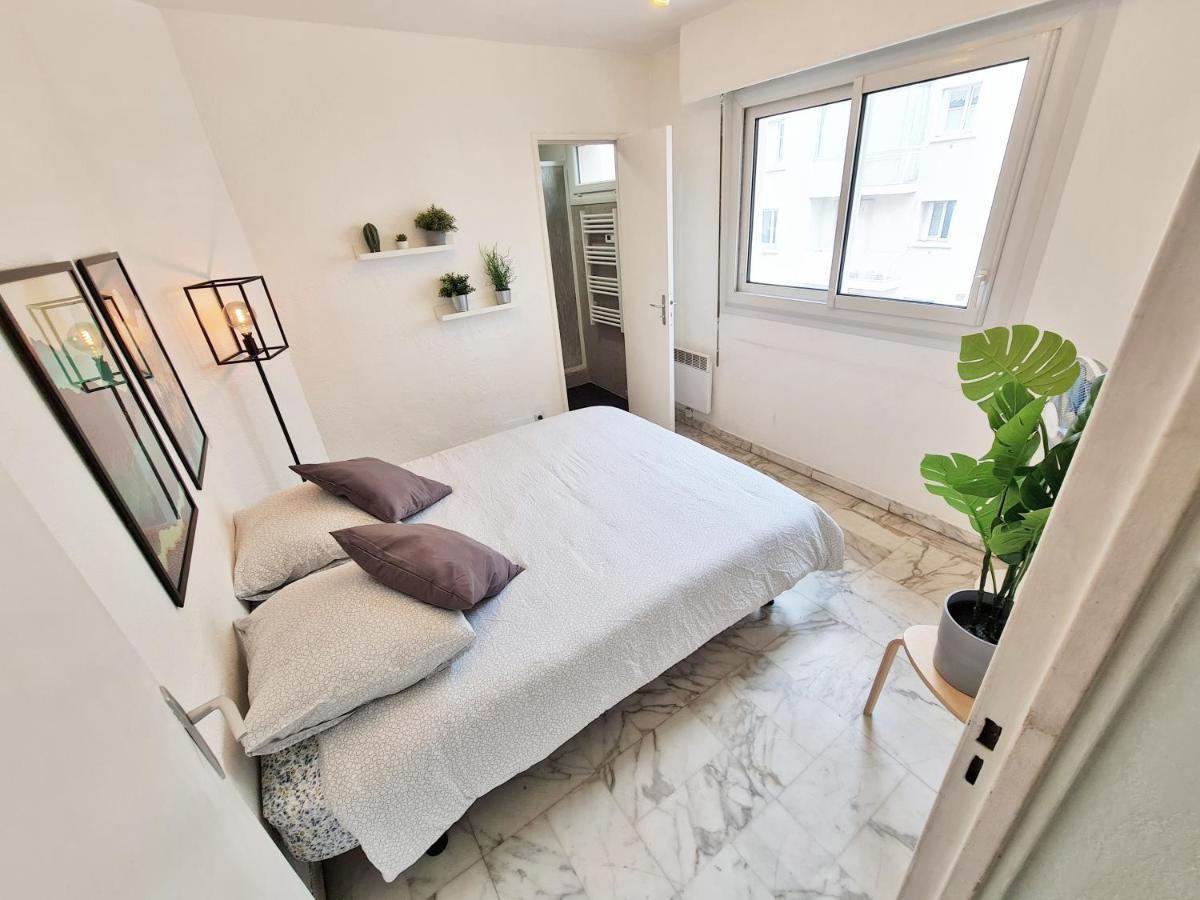 GregBnb-com - T2 Pleine Ville - CLIMATISE - BALCON - 1 Toulon Exterior foto